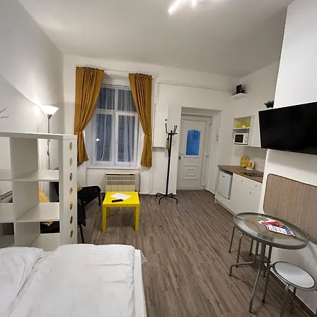 Central Boulevard Apartman * Budapest